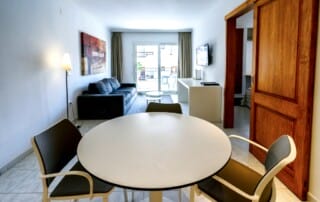 SEDUQPL 31 - LeibTour: TOP aparthotels in Ibiza