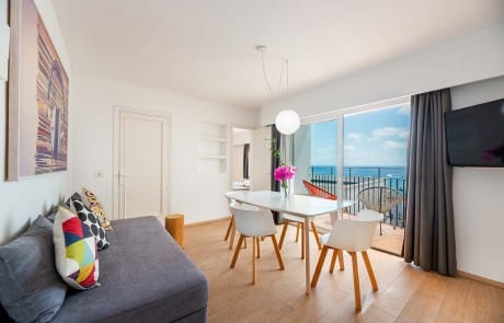 SLVNTIBZ PS2 1 - LeibTour: TOP aparthotels in Ibiza