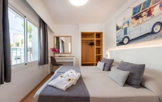 SLVNTIBZ PS2 3 1 - LeibTour: TOP aparthotels in Ibiza