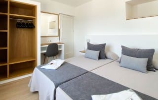 SLVNTIBZ PS2 3 - LeibTour: TOP aparthotels in Ibiza