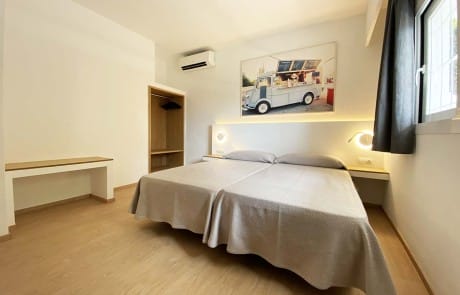 SLVNTIBZ SS3 2 - LeibTour: TOP aparthotels in Ibiza