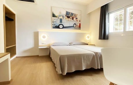 SLVNTIBZ SS3 4 - LeibTour: TOP aparthotels in Ibiza