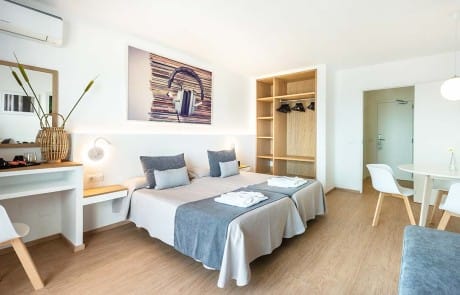 SLVNTIBZ ST 3 - LeibTour: TOP aparthotels in Ibiza