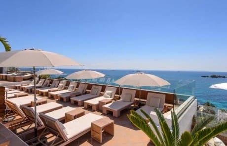 SLVNTIBZ pool area - LeibTour: TOP aparthotels in Ibiza
