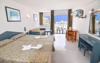 Studio-apartment-with-pool-close-to-the-beach San Antonio