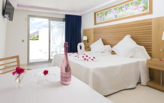 Stunning apartment with pool BONMYBOS Bedroom3 1 - LeibTour: TOP aparthotels in Ibiza