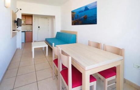 TRAMSAN 1 Bedroom Apartment 3 - LeibTour: TOP aparthotels in Ibiza