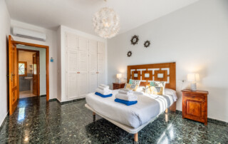 VIL CSJSA 28 Master Bedroom Wide - LeibTour: TOP aparthotels in Ibiza