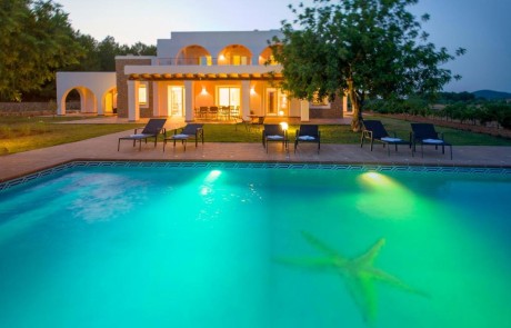 VIL ESCNL - LeibTour: TOP aparthotels in Ibiza