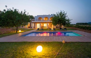 VIL ESCNL1 - LeibTour: TOP aparthotels in Ibiza