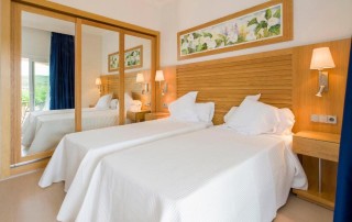 VIL ESCNL5 - LeibTour: TOP aparthotels in Ibiza