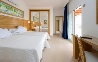VIL ESCNL6 - LeibTour: TOP aparthotels in Ibiza