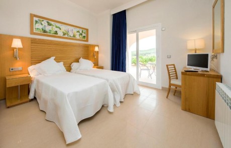 VIL ESCNL7 - LeibTour: TOP aparthotels in Ibiza