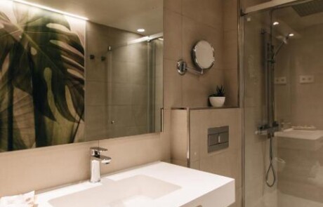 WHAPFESA Studio Premium Sea View 9 - LeibTour: TOP aparthotels in Ibiza