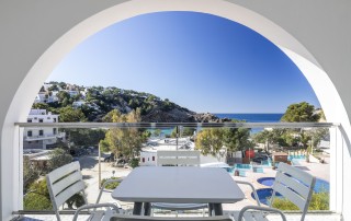 apartamento 3 dormitorios con vistas al mar calvadap 4 1 - LeibTour: TOP aparthotels in Ibiza