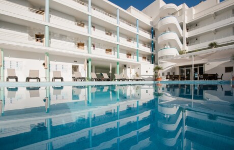 lakapt pool - LeibTour: TOP aparthotels in Ibiza