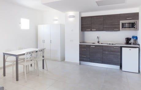 superior studio CALVADAP 9 - LeibTour: TOP aparthotels in Ibiza